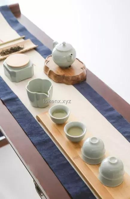 从1块泥巴到上亿天价！非遗汝瓷的传奇蜕变之路：工艺、文化与市场价值